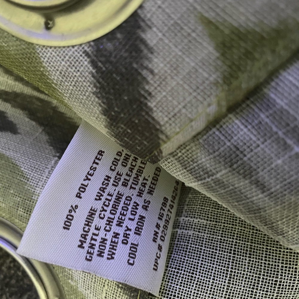 Pair of sage and gray sheets - Picture 3 of 4